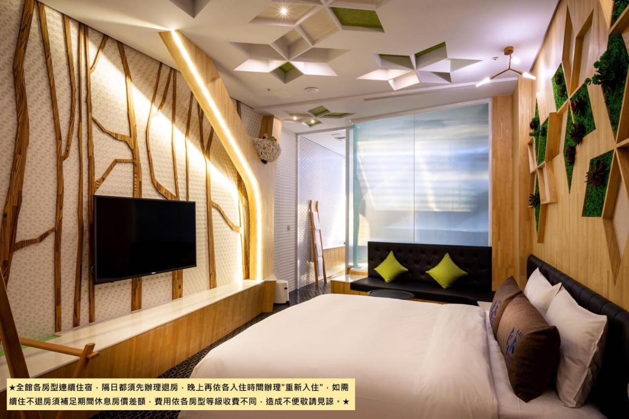 Birdman Motel Đài Trung Ngoại thất bức ảnh